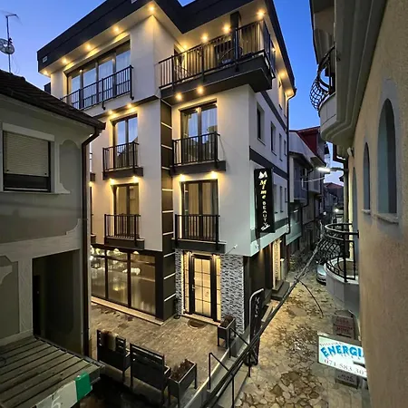 Comfort Aparthotel 4*